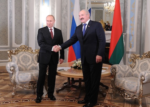 Belarusian President Alexander Lukashenko with Russian President Vladimir Putin / AP