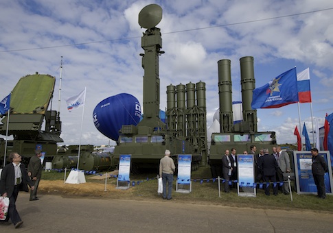 Russian S-300 air defense missile system / AP