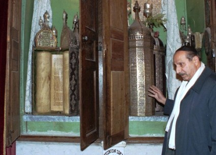The Jobar synagogue's scrolls in 2000