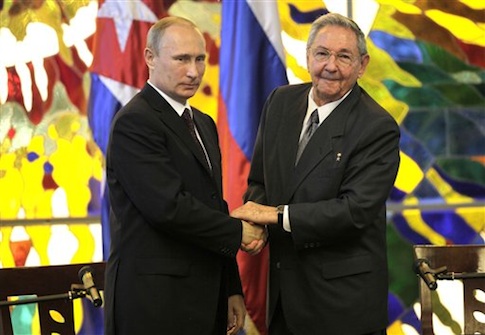 Vladimir Putin, Raul Castro
