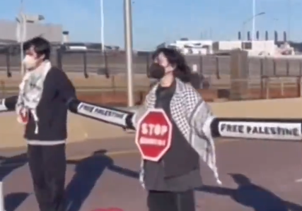 Anti-Israel Protesters Shut Down Access to Chicago's O'Hare Airport